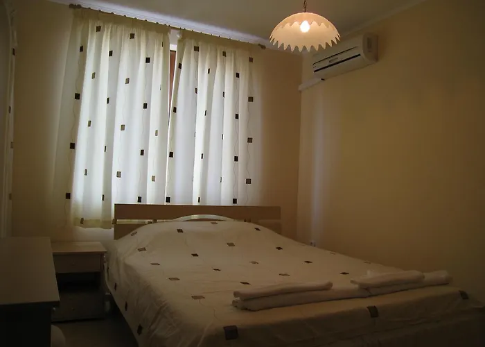 Complex Apolon * Νεσέμπαρ