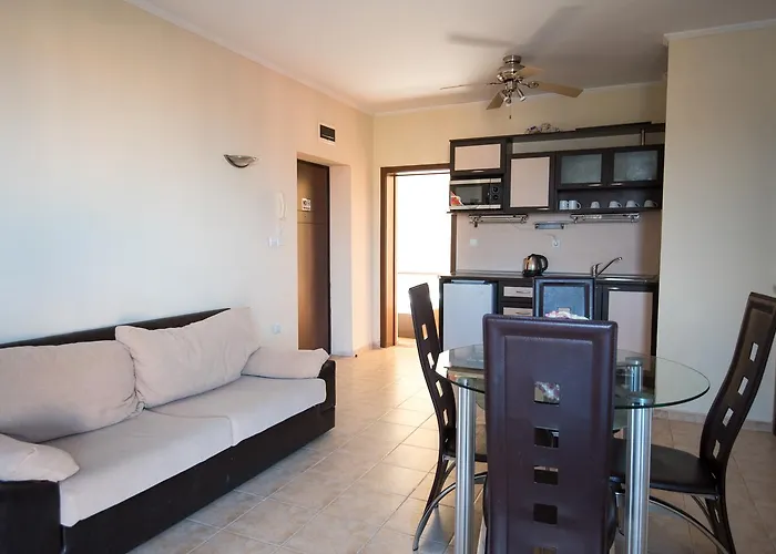 Apartament Complex Apolon