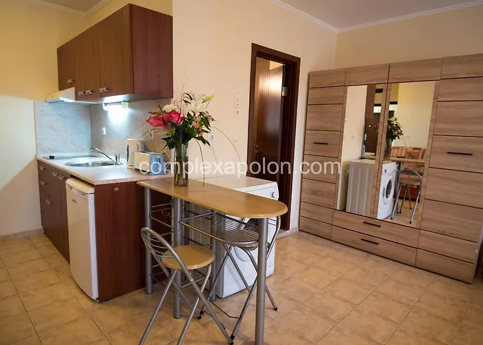 Apartament Complex Apolon *