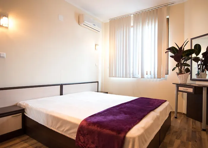 Apartament Complex Apolon