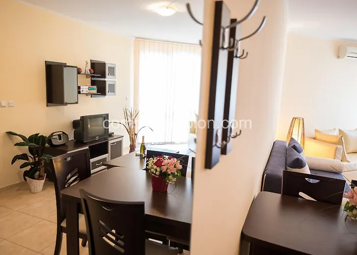 Apartament Complex Apolon